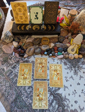 Load image into Gallery viewer, Find My Focus Tarot and Oracle Card Reading