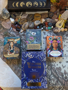 Meet Your Spirit Guide Tarot and Oracle Card Reading