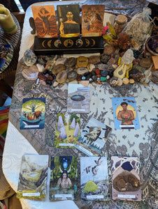 Meet Your Spirit Guide Tarot and Oracle Card Reading